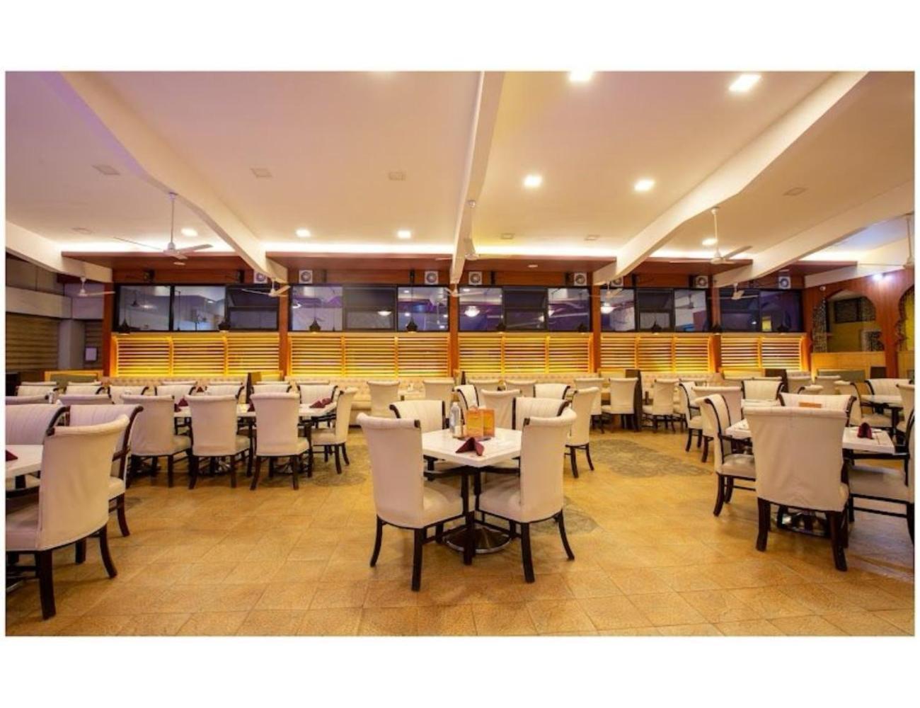 The Grand Krishna Luxury Hotel, Chikmagalūr Exteriér fotografie