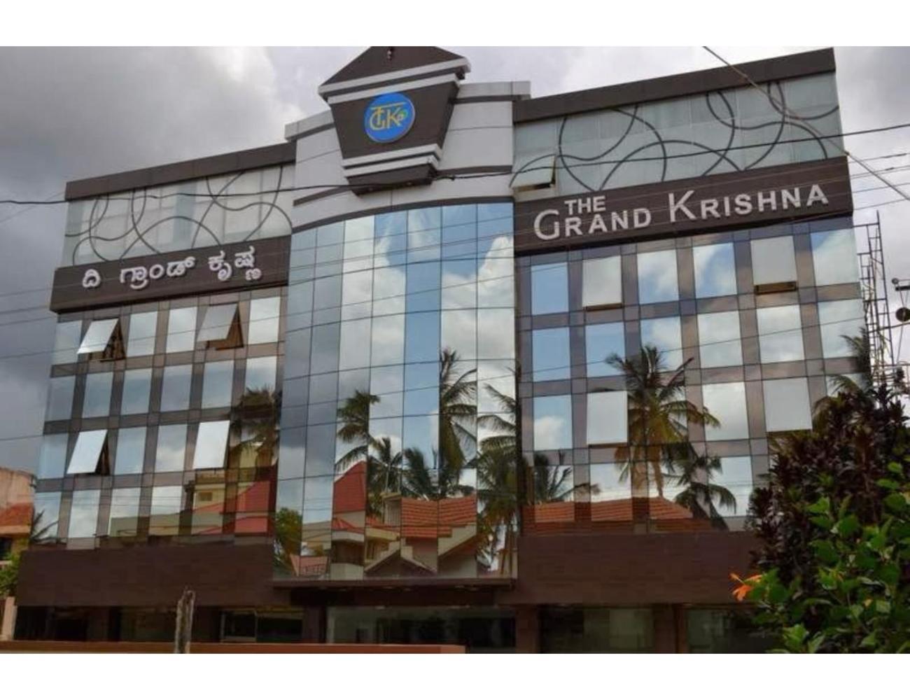 The Grand Krishna Luxury Hotel, Chikmagalūr Exteriér fotografie