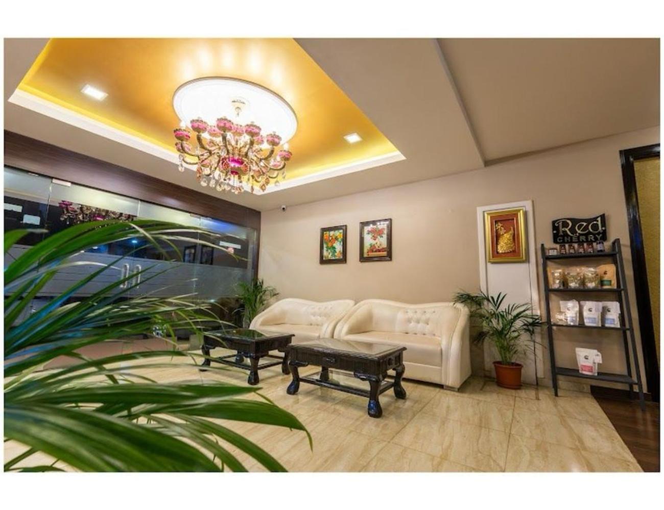 The Grand Krishna Luxury Hotel, Chikmagalūr Exteriér fotografie
